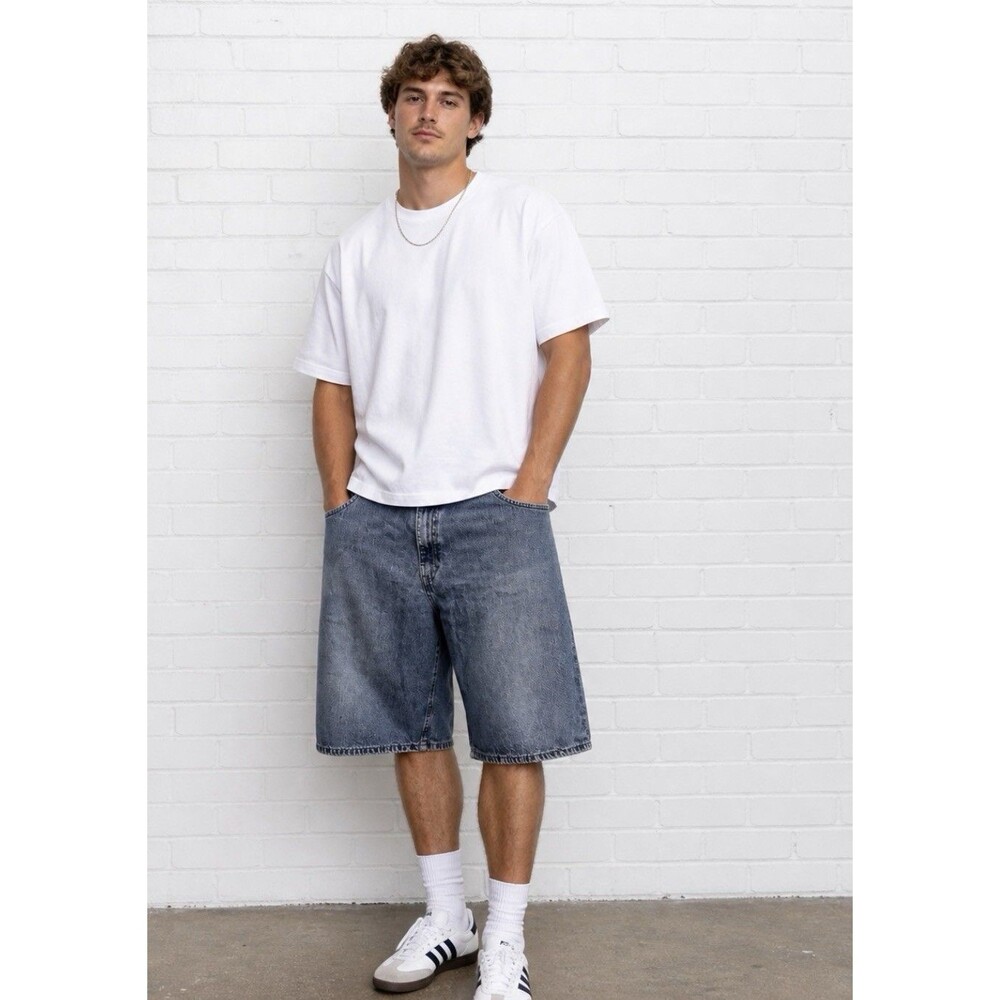 Vintage Levi's Silver Tab Baggy Denim Jean Shorts Jorts Y2K Men’s Size 42 Blue